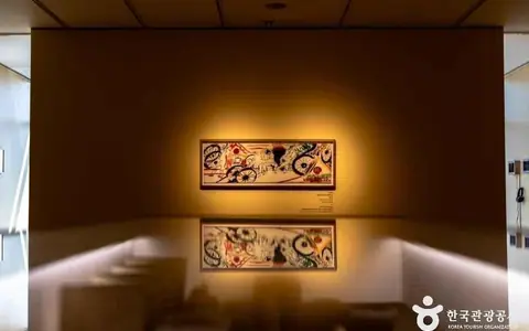 남원시립김병종미술관