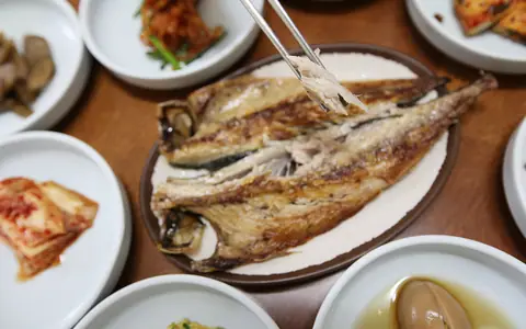 생선구이 대표 음식 사진(고등어명품이되다 수원점 사진이 아님)