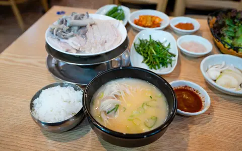 돼지국밥 대표 음식 사진(수변최고돼지국밥 사진이 아님)